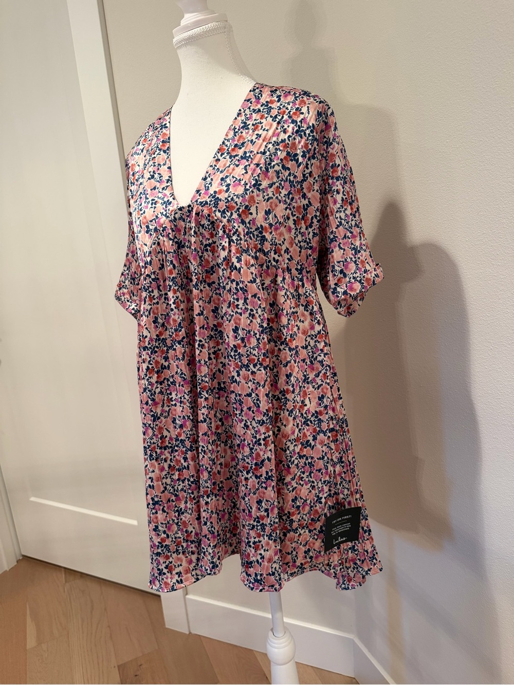 Lulu's Pink and Navy Floral V-Neck Short Sleeve Tunic Babydoll Mini Dress